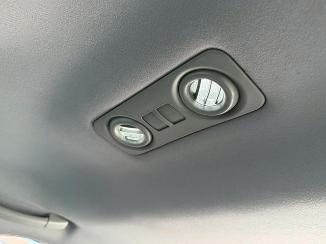 クラウンハイブリッド アスリートG サンルーフ 前後モデリスタエアロ J-uNit4本出しマフラー 純正ナビ パノラミックビューモニター 純正18インチAW メモリー機能パワーシート HIDヘッドライト&フォグ Bluetooth接続(43枚目)