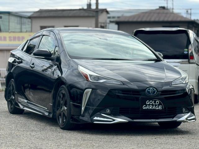 プリウス Sツーリングセレクション ワンオーナー モデリスタエアロ デイライト シートヒーター レザーシート トヨタセーフティーセンス 純正9インチフルセグナビ AC100V電源 LEDヘッドライト&フォグ 純正17インチAW Bカメラ(7枚目)