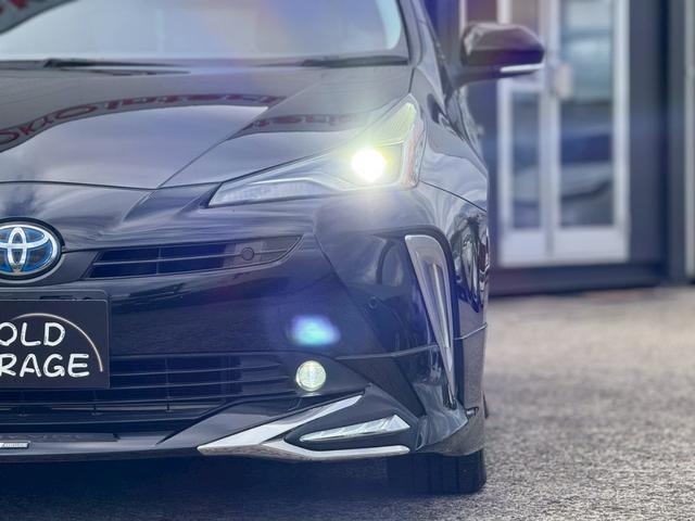 プリウス Sツーリングセレクション ワンオーナー モデリスタエアロ デイライト シートヒーター レザーシート トヨタセーフティーセンス 純正9インチフルセグナビ AC100V電源 LEDヘッドライト&フォグ 純正17インチAW Bカメラ(9枚目)