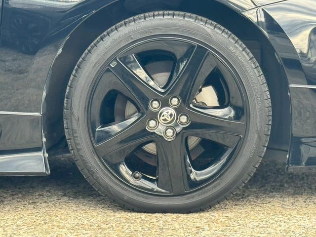 プリウス Sツーリングセレクション ワンオーナー モデリスタエアロ デイライト シートヒーター レザーシート トヨタセーフティーセンス 純正9インチフルセグナビ AC100V電源 LEDヘッドライト&フォグ 純正17インチAW Bカメラ(10枚目)