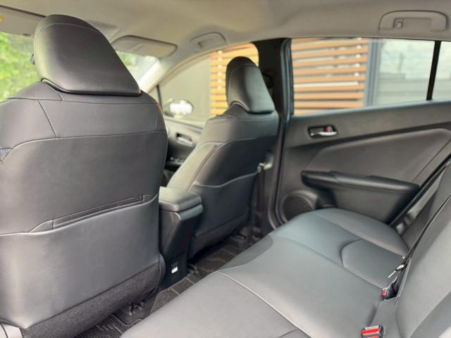 プリウス Sツーリングセレクション ワンオーナー モデリスタエアロ デイライト シートヒーター レザーシート トヨタセーフティーセンス 純正9インチフルセグナビ AC100V電源 LEDヘッドライト&フォグ 純正17インチAW Bカメラ(39枚目)