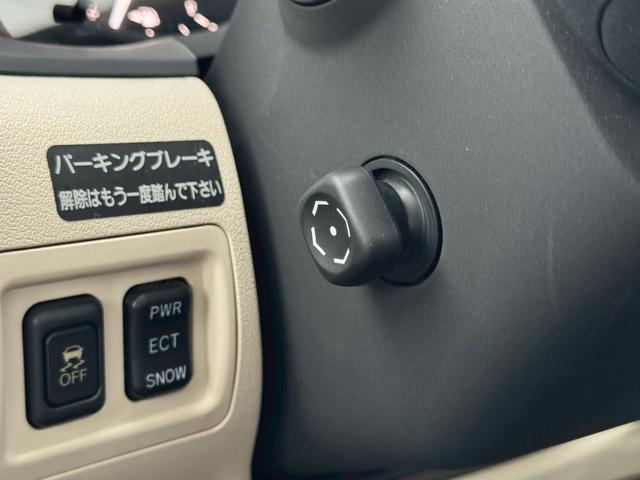 ＩＳ ＩＳ２５０Ｃ　バージョンＬ　電動開閉式メタルトップ　シートヒーター＆ベンチレーション　前席メモリーパワーシート　クルーズコントロール　プッシュスタート　ビルトインＥＴＣ　Ｂカメラ　Ｂｌｕｅｔｏｏｔｈ接続　純正ナビ　純正ＡＷ（24枚目）