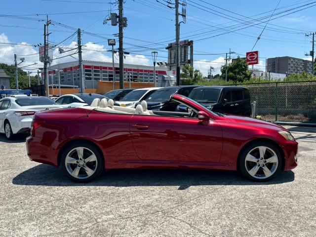 ＩＳ ＩＳ２５０Ｃ　バージョンＬ　電動開閉式メタルトップ　シートヒーター＆ベンチレーション　前席メモリーパワーシート　クルーズコントロール　プッシュスタート　ビルトインＥＴＣ　Ｂカメラ　Ｂｌｕｅｔｏｏｔｈ接続　純正ナビ　純正ＡＷ（33枚目）