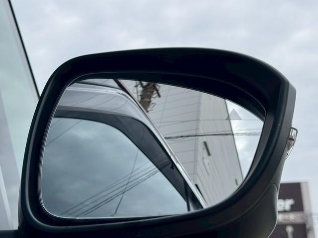 セレナ e-パワー ルキシオン 革シート プロパイロット インテリジェントルームM アラウンドビューM シートH HUD BSM ETC2.0 純正16インチAW LEDヘッドライト&フォグ Bluetooth フルセグTV(20枚目)