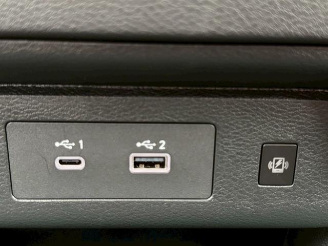 セレナ e-パワー ルキシオン 革シート プロパイロット インテリジェントルームM アラウンドビューM シートH HUD BSM ETC2.0 純正16インチAW LEDヘッドライト&フォグ Bluetooth フルセグTV(22枚目)