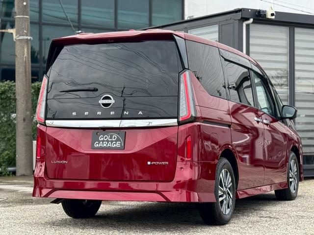 セレナ e-パワー ルキシオン 革シート プロパイロット インテリジェントルームM アラウンドビューM シートH HUD BSM ETC2.0 純正16インチAW LEDヘッドライト&フォグ Bluetooth フルセグTV(33枚目)