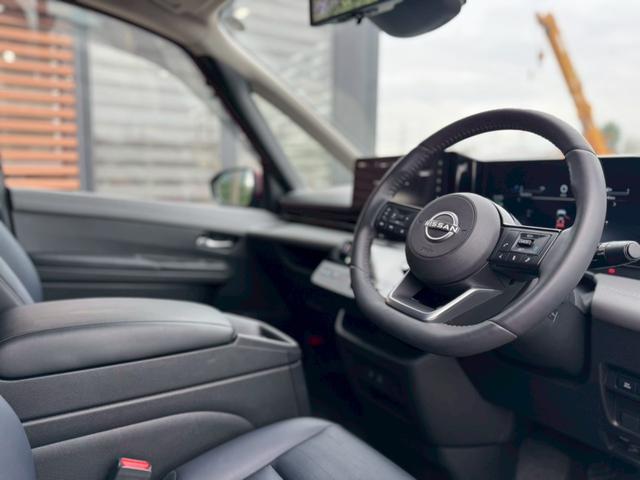 セレナ e-パワー ルキシオン 革シート プロパイロット インテリジェントルームM アラウンドビューM シートH HUD BSM ETC2.0 純正16インチAW LEDヘッドライト&フォグ Bluetooth フルセグTV(36枚目)