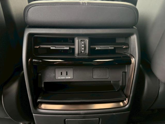 アルファード Ｚ　左右独立ムーンルーフ　ユニバーサルステップ　前席シートＨ＆ベンチレーション　両側Ｐスライド　革シート　ＨＵＤ　ＴＳＳ　ＢＳＭ　デジタルインナーＭ　後席電動ロールサンシェード　純正１４インチフルセグナビ（37枚目）
