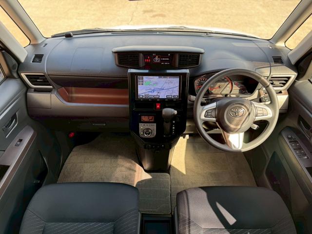 両側パワースライドドア　ワイドフルセグナビ　バックモニター　ビルトインＥＴＣ２．０　ＬＥＤヘッドライト　シートヒーター　アイドリングストップ　Ｂｌｕｅｔｏｏｔｈ接続　純正１４インチアルミホイール