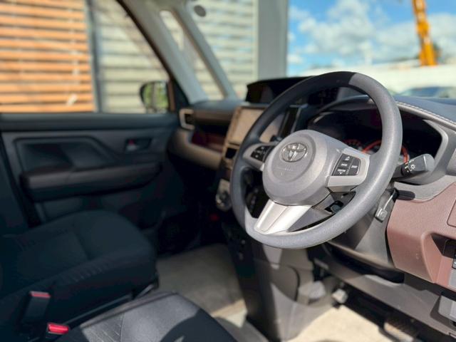 両側パワースライドドア　ワイドフルセグナビ　バックモニター　ビルトインＥＴＣ２．０　ＬＥＤヘッドライト　シートヒーター　アイドリングストップ　Ｂｌｕｅｔｏｏｔｈ接続　純正１４インチアルミホイール