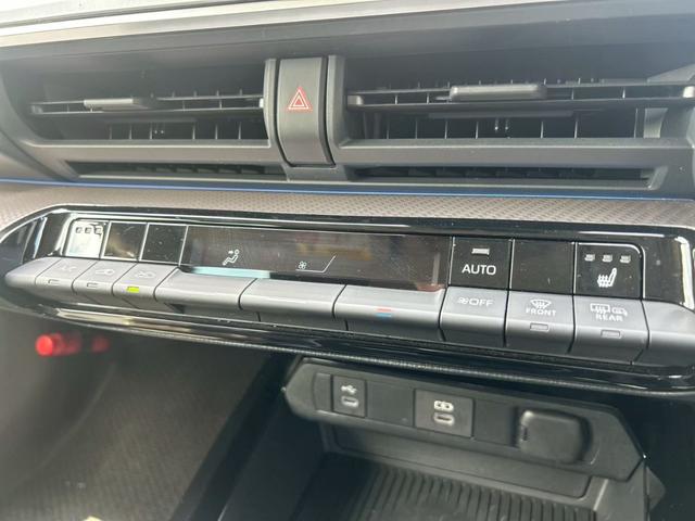 プリウス G 純正8型ディスプレイ 雹害 ナビ トヨタセーフティセンス レーダークルーズコントロール バックカメラ クリアランスソナー シートヒーター BSM PKSB ETC 純正19インチアルミホイール LED(16枚目)