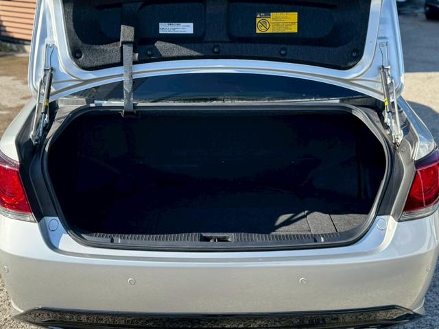 クラウンハイブリッド アスリートＳ　ブラックスタイル　革シート　純正フルセグナビ　前席シートＨ＆ベンチレーション　前席Ｐシート　前後ドラレコ　Ｂカメラ　ＨＩＤヘッドライト＆フォグ　ビルトインＥＴＣ　Ｂｌｕｅｔｏｏｔｈ接続　純正１８インチＡＷ　Ｃソナー（32枚目）