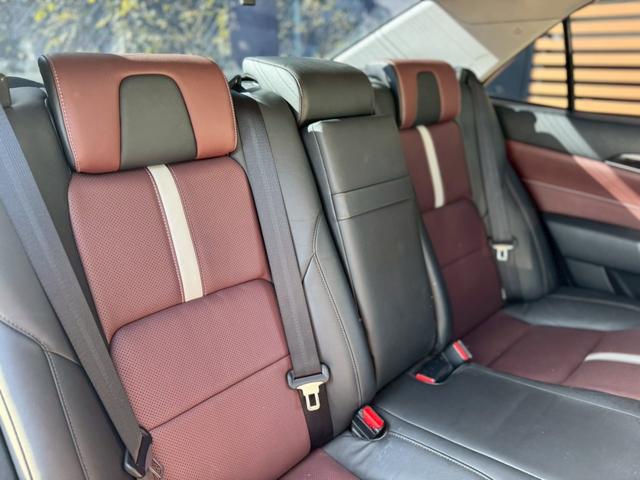 クラウンハイブリッド アスリートＳ　ブラックスタイル　革シート　純正フルセグナビ　前席シートＨ＆ベンチレーション　前席Ｐシート　前後ドラレコ　Ｂカメラ　ＨＩＤヘッドライト＆フォグ　ビルトインＥＴＣ　Ｂｌｕｅｔｏｏｔｈ接続　純正１８インチＡＷ　Ｃソナー（37枚目）