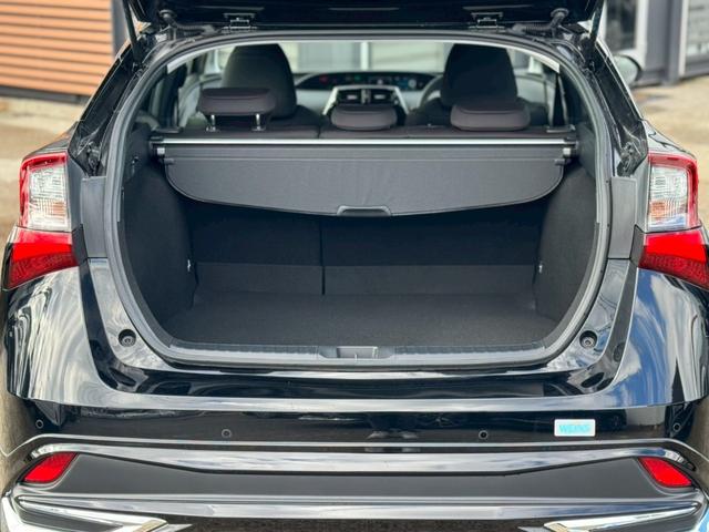 プリウス SセーフティプラスII モデリスタICONICフルエアロ LEDデイライト 純正フルセグTVナビ Bカメラ LEDヘッドライト&フォグ Cソナー BSM TSS レーダークルコン AC100V電源 ETC プッシュスタート(28枚目)