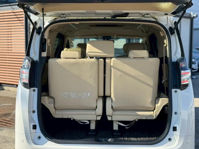 ヴェルファイア ３．５Ｖ　Ｌ　純正ナビ　白革シート　シートＨ　ステアリングＨ　Ｂカメラ　　パワーバックドア　純正１７インチＡＷ　ＬＥＤヘッドライト＆フォグ　フルセグＴＶ　ＢＴ　クリアランスソナー　ＥＴＣ２．０　ＰＣＳ　ＡＣ１００Ｖ（35枚目）