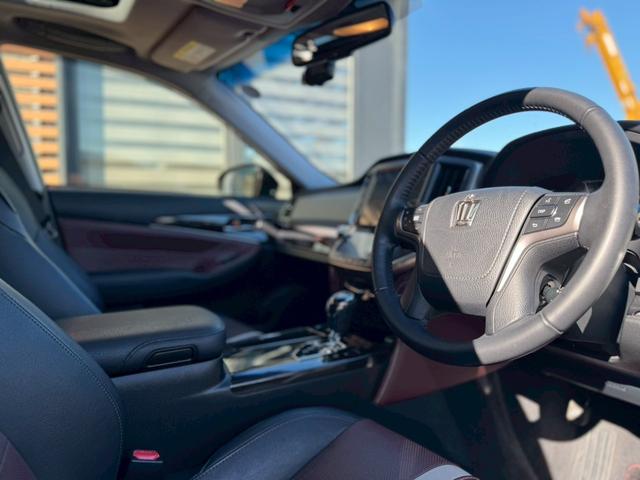 クラウンハイブリッド アスリートS ブラックスタイル サンルーフ シートヒーター&シートV Pシート フルセグTV 純正18インチアルミホイール ドラレコ 純正ナビ Bカメラ Bluetooth接続 USB接続 ビルトインETC イージークローザー(32枚目)