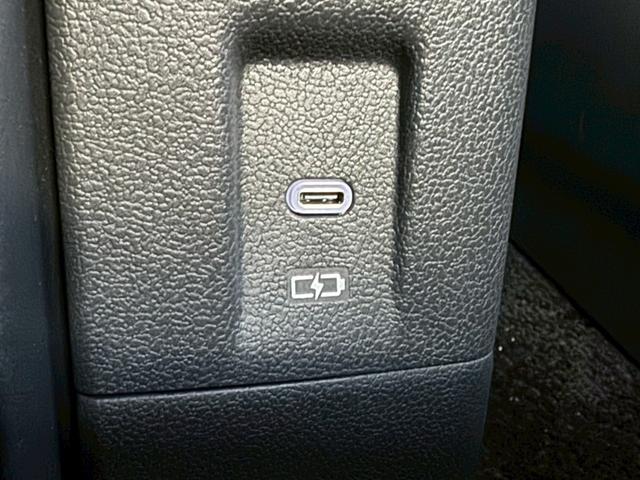 アルファードハイブリッド Ｚ　黒革シート　デジタルインナーミラー　パノラミックビュー　モニター　ＴＶキャンセラー　ステアリングＨ　シートＨ＆Ｖ　Ｐバックドア　純正１８インチＡＷ　ＥＴＣ２．０　ＢＳＭ　ＨＵＤ　ＲＣＴＡ　ＨＤＭＩ（24枚目）