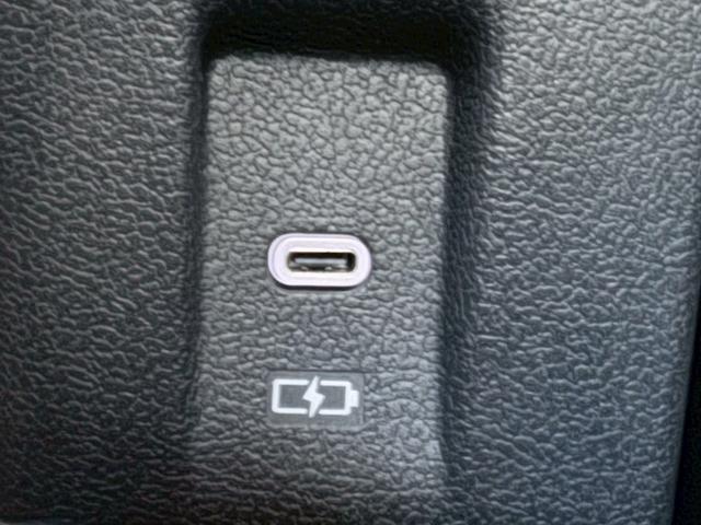 アルファードハイブリッド Ｚ　黒革シート　デジタルインナーミラー　パノラミックビュー　モニター　ＴＶキャンセラー　ステアリングＨ　シートＨ＆Ｖ　Ｐバックドア　純正１８インチＡＷ　ＥＴＣ２．０　ＢＳＭ　ＨＵＤ　ＲＣＴＡ　ＨＤＭＩ（27枚目）