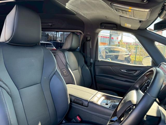 アルファードハイブリッド Ｚ　黒革シート　デジタルインナーミラー　パノラミックビュー　モニター　ＴＶキャンセラー　ステアリングＨ　シートＨ＆Ｖ　Ｐバックドア　純正１８インチＡＷ　ＥＴＣ２．０　ＢＳＭ　ＨＵＤ　ＲＣＴＡ　ＨＤＭＩ（43枚目）