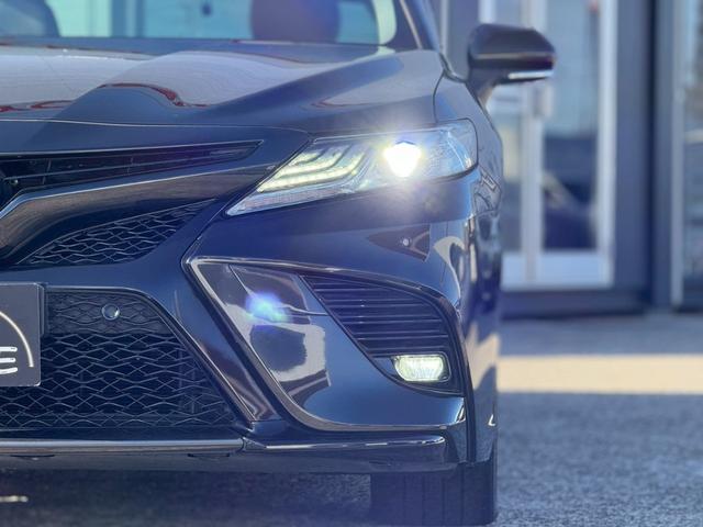 �k�d�c�w�b�h���C�g���t�H�O