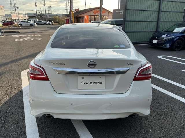 ティアナ 2.5 XL 純正ナビ&360度カメラ&電動シート イモビライザー 寒冷地仕様 アラウンドビュ-モニタ- スマキー LDW カーテンエアバック AAC パワーウインドウ ETC Bカメラ アルミホイール キーレス メモリーナビ ワンセグTV ABS(2枚目)