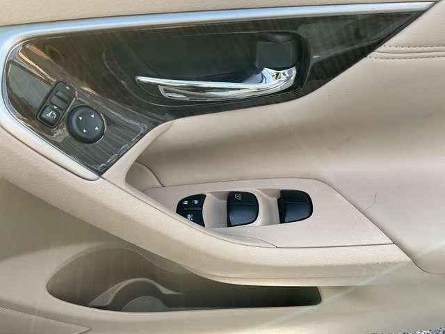 ティアナ 2.5 XL 純正ナビ&360度カメラ&電動シート イモビライザー 寒冷地仕様 アラウンドビュ-モニタ- スマキー LDW カーテンエアバック AAC パワーウインドウ ETC Bカメラ アルミホイール キーレス メモリーナビ ワンセグTV ABS(12枚目)