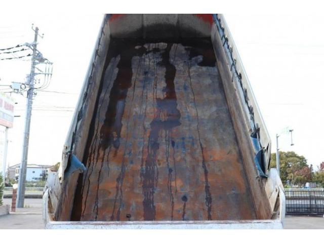 クオン 　１０トン・新明和・ユーザー買取・車検付き（6枚目）