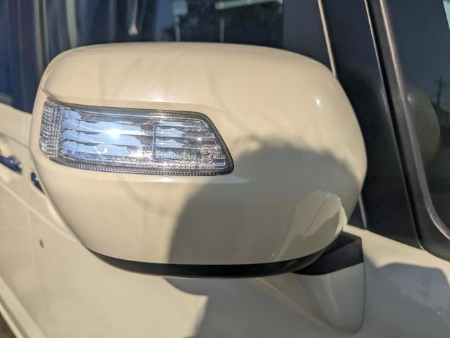 N-BOX G SSパッケージ 両側電動スライドドア・ナビ・TV・DVD・CD・Bluetooth・バックカメラ・プッシュスタート・純正アルミホイール・室内クリーニング済み(10枚目)