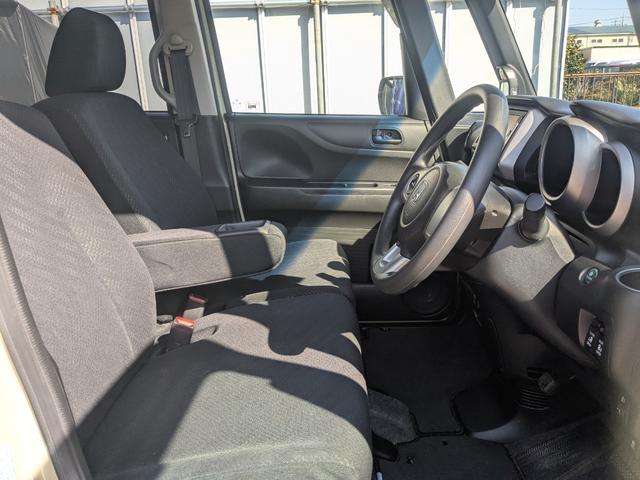 N-BOX G SSパッケージ 両側電動スライドドア・ナビ・TV・DVD・CD・Bluetooth・バックカメラ・プッシュスタート・純正アルミホイール・室内クリーニング済み(14枚目)