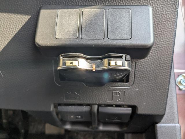 ルーミー Ｘ　Ｓ　衝突被害軽減ブレーキ・ナビ・ＴＶ・Ｂｌｕｅｔｏｏｔｈ・バックカメラ・片側電動スライドドア・ＥＴＣ・アイドリングストップ・プッシュスタート（37枚目）