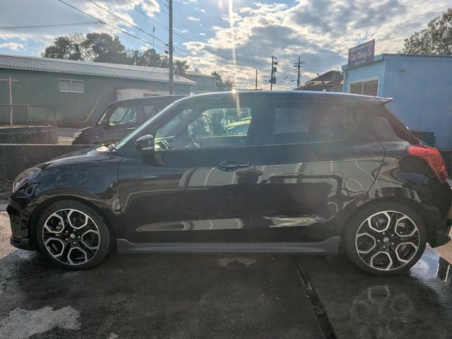 スイフトスポーツ ベースグレード 6速MT・衝突被害軽減ブレーキ・障害物ソナー・ナビ・フルセグ・DVD・Bluetooth・LEDヘッドライト・純正アルミホイール(5枚目)