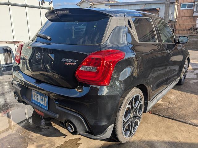 スイフトスポーツ ベースグレード 6速MT・衝突被害軽減ブレーキ・障害物ソナー・ナビ・フルセグ・DVD・Bluetooth・LEDヘッドライト・純正アルミホイール(9枚目)