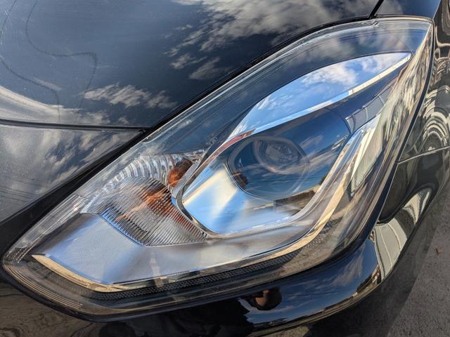 スイフトスポーツ ベースグレード 6速MT・衝突被害軽減ブレーキ・障害物ソナー・ナビ・フルセグ・DVD・Bluetooth・LEDヘッドライト・純正アルミホイール(13枚目)