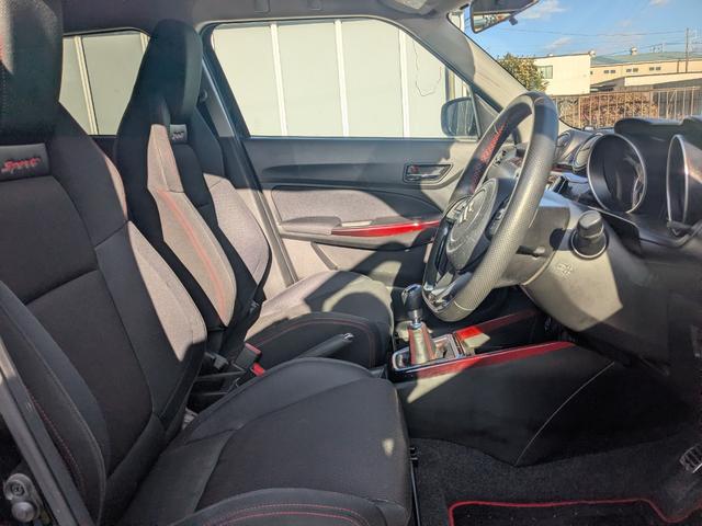 スイフトスポーツ ベースグレード 6速MT・衝突被害軽減ブレーキ・障害物ソナー・ナビ・フルセグ・DVD・Bluetooth・LEDヘッドライト・純正アルミホイール(14枚目)