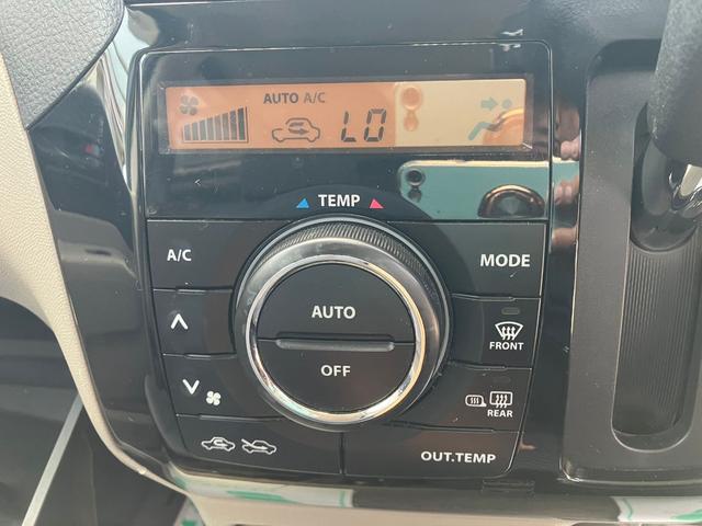 パレット Ｔ　４ＷＤ　ＥＴＣ　バックカメラ　両側電動スライドドア　ナビ　ＴＶ　ＨＩＤ　スマートキー　電動格納ミラー　シートヒーター　ベンチシート　ＡＴ　盗難防止システム　ＡＢＳ　アルミホイール　衝突安全ボディ（11枚目）