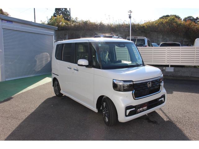 Ｎ－ＢＯＸカスタム ターボ　両側電動スライドドア　クリアランスソナー　オートクルーズコントロール　レーンアシスト　衝突被害軽減システム　オートライト　ＬＥＤヘッドランプ　スマートキー　アイドリングストップ　電動格納ミラー（3枚目）