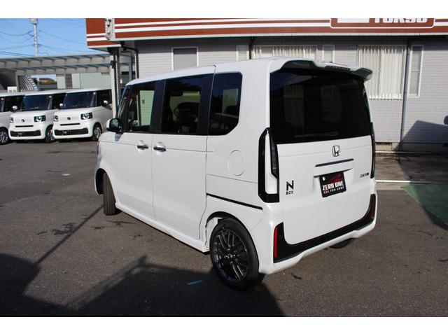 Ｎ－ＢＯＸカスタム ターボ　両側電動スライドドア　クリアランスソナー　オートクルーズコントロール　レーンアシスト　衝突被害軽減システム　オートライト　ＬＥＤヘッドランプ　スマートキー　アイドリングストップ　電動格納ミラー（7枚目）