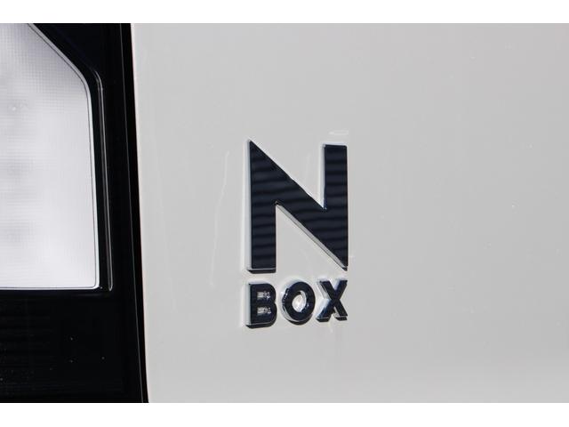 Ｎ－ＢＯＸカスタム ターボ　両側電動スライドドア　クリアランスソナー　オートクルーズコントロール　レーンアシスト　衝突被害軽減システム　オートライト　ＬＥＤヘッドランプ　スマートキー　アイドリングストップ　電動格納ミラー（32枚目）
