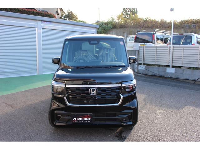 Ｎ－ＢＯＸカスタム ベースグレード　両側電動スライドドア　クリアランスソナー　オートクルーズコントロール　レーンアシスト　衝突被害軽減システム　オートライト　ＬＥＤヘッドランプ　スマートキー　アイドリングストップ　電動格納ミラー（2枚目）