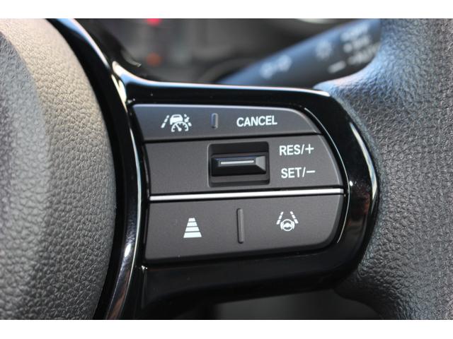 Ｎ－ＢＯＸカスタム ベースグレード　両側電動スライドドア　クリアランスソナー　オートクルーズコントロール　レーンアシスト　衝突被害軽減システム　オートライト　ＬＥＤヘッドランプ　スマートキー　アイドリングストップ　電動格納ミラー（16枚目）