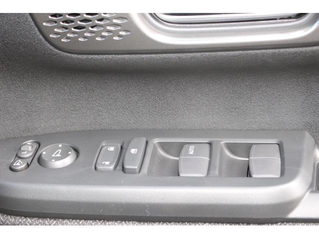 Ｎ－ＢＯＸカスタム ベースグレード　両側電動スライドドア　クリアランスソナー　オートクルーズコントロール　レーンアシスト　衝突被害軽減システム　オートライト　ＬＥＤヘッドランプ　スマートキー　アイドリングストップ　電動格納ミラー（20枚目）