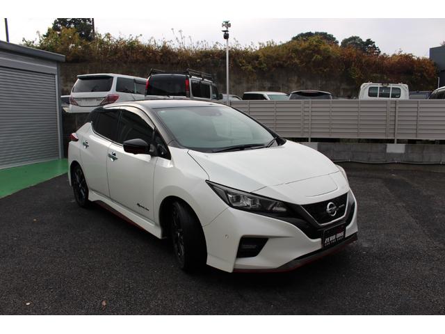 リーフ ニスモ　ＥＴＣ　全周囲カメラ　ナビ　ＴＶ　クリアランスソナー　オートクルーズコントロール　自動駐車システム　衝突被害軽減システム　ＬＥＤヘッドランプ　スマートキー　電動格納ミラー　シートヒーター　ＣＶＴ（3枚目）