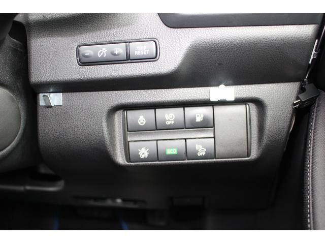 リーフ ニスモ　ＥＴＣ　全周囲カメラ　ナビ　ＴＶ　クリアランスソナー　オートクルーズコントロール　自動駐車システム　衝突被害軽減システム　ＬＥＤヘッドランプ　スマートキー　電動格納ミラー　シートヒーター　ＣＶＴ（24枚目）