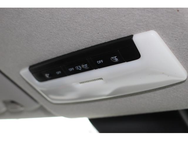 リーフ ニスモ　ＥＴＣ　全周囲カメラ　ナビ　ＴＶ　クリアランスソナー　オートクルーズコントロール　自動駐車システム　衝突被害軽減システム　ＬＥＤヘッドランプ　スマートキー　電動格納ミラー　シートヒーター　ＣＶＴ（27枚目）