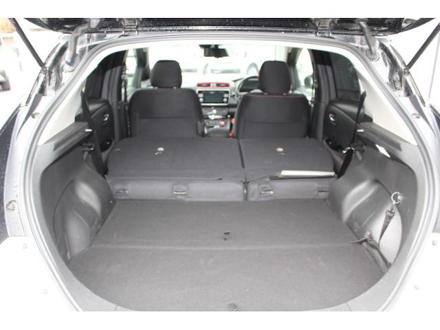 リーフ ニスモ　ＥＴＣ　全周囲カメラ　ナビ　ＴＶ　クリアランスソナー　オートクルーズコントロール　自動駐車システム　衝突被害軽減システム　ＬＥＤヘッドランプ　スマートキー　電動格納ミラー　シートヒーター　ＣＶＴ（35枚目）