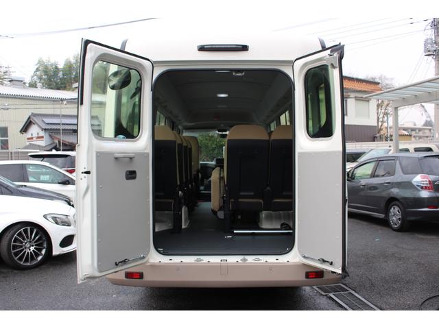 コースター ＬＸ　バス　ＣＶＴ　衝突被害軽減システム　レーンアシスト　ＥＴＣ　ナビ　バックカメラ　電動格納ミラー　オートマチックハイビーム　オートライト　ＥＳＣ　パワーウィンドウ　運転席エアバッグ（8枚目）