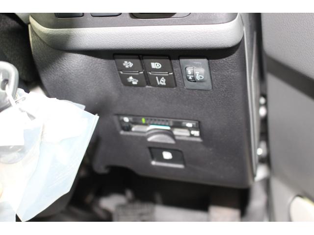 コースター ＬＸ　バス　ＣＶＴ　衝突被害軽減システム　レーンアシスト　ＥＴＣ　ナビ　バックカメラ　電動格納ミラー　オートマチックハイビーム　オートライト　ＥＳＣ　パワーウィンドウ　運転席エアバッグ（29枚目）