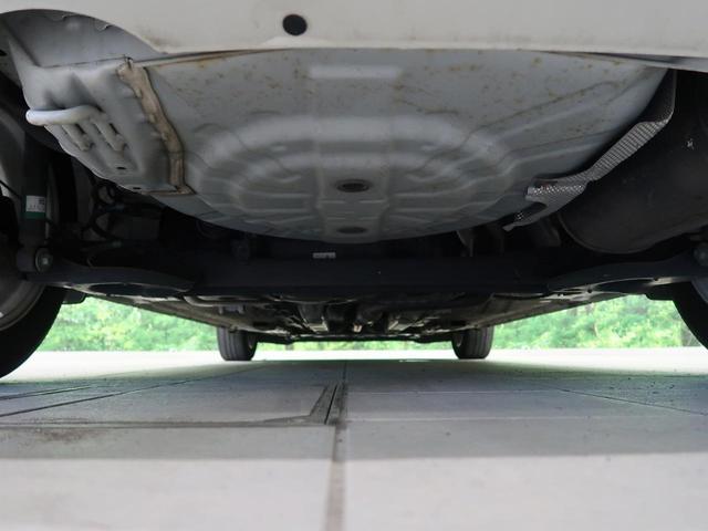 e-パワー メダリスト 禁煙車 純正SDナビ 衝突軽減装置 アラウンドビューモニター デジタルインナーミラー レーンキープアシスト クリアランスソナー ハーフレザー LEDヘッド 純正15アルミ スマートキー オートライト(19枚目)