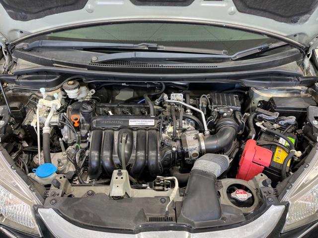 13G・Lパッケージ ファインエディション 禁煙車 衝突被害軽減装置 純正SDナビ クルーズコントロール ハーフレザーシート LEDヘッドライト スマートキー オートライト ETC アイドリングストップ バックカメラ 横滑り防止装置(19枚目)