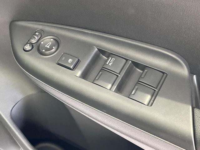 13G・Lパッケージ ファインエディション 禁煙車 衝突被害軽減装置 純正SDナビ クルーズコントロール ハーフレザーシート LEDヘッドライト スマートキー オートライト ETC アイドリングストップ バックカメラ 横滑り防止装置(34枚目)